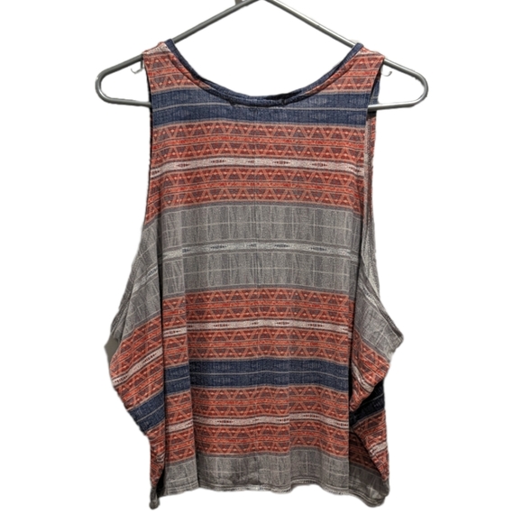 Forever 21 Geometric Print Oversize Muscle Tee - Picture 5 of 7